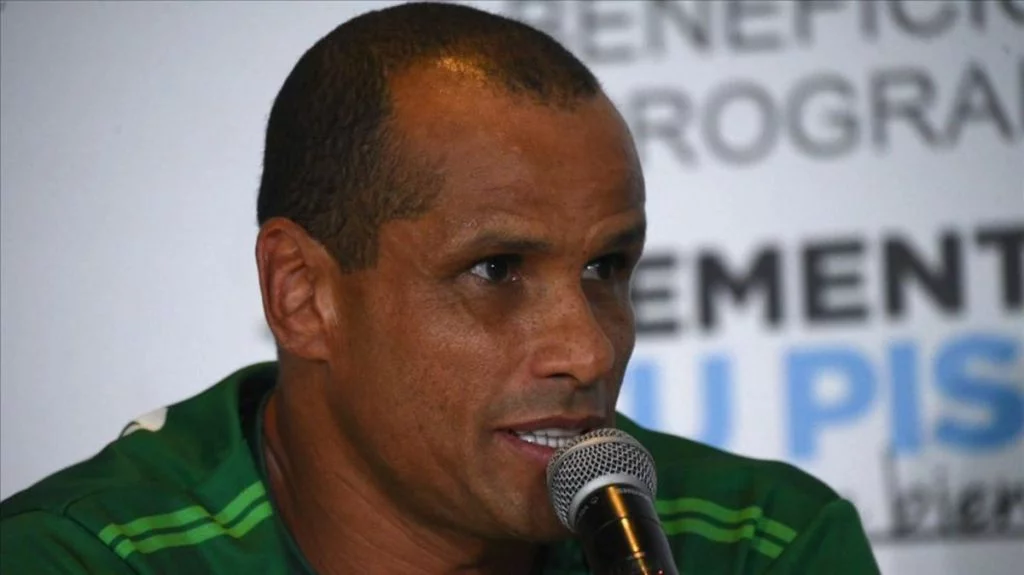 Brazilian star could leave Arsenal for Manchester City, according to Rivaldo
